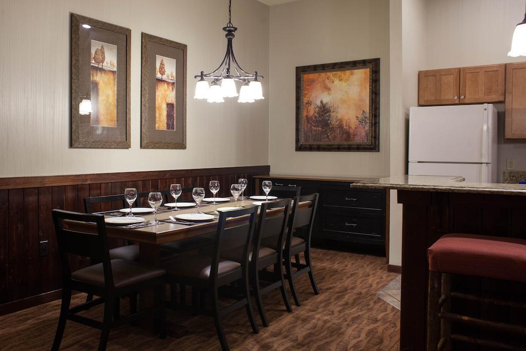 Club Wyndham Glacier Canyon Lake Delton Quarto foto