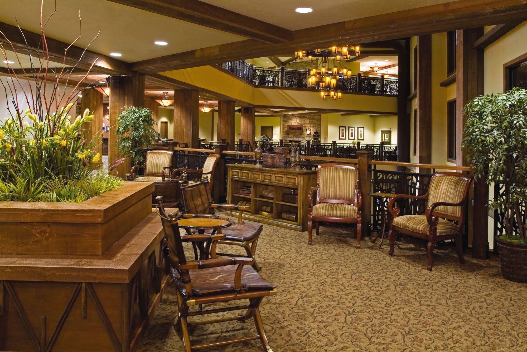 Club Wyndham Glacier Canyon Lake Delton Exterior foto